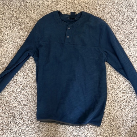 Lands End long sleeve shirt - Picture 1 of 3